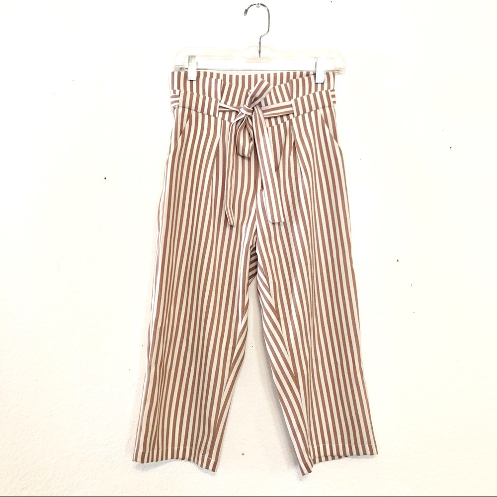 5 for $25 ⭐️ Wide Leg Cropped Trousers